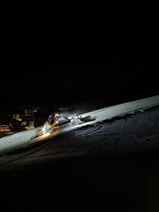 Home On Slopes, The Slope N°3 Is Under The Balcony! Breuil-Cervinia Exteriör bild